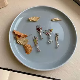 Брошь 5-112-0018 серебро Бокал вина_1